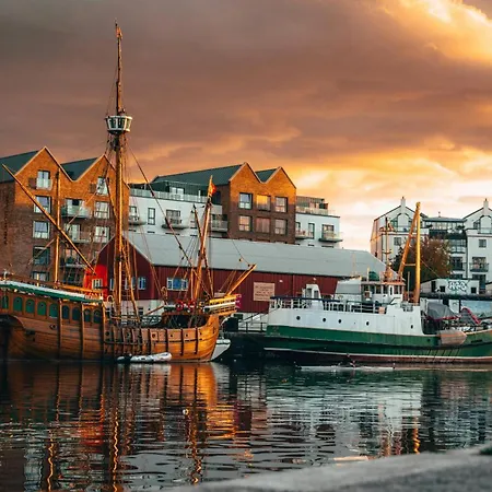 Apartament Luxury 1-bed - Free Parking - Heart Of Southville *