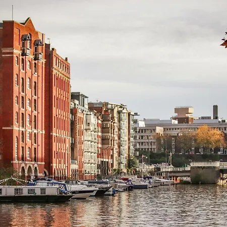 アパート Luxury 1-bed - Free Parking - Heart Of Southville *